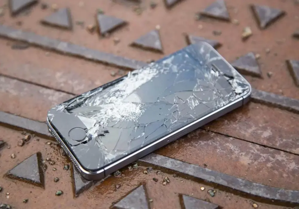 Czy lombard przyjmie uszkodzony telefon? Sprawdź, jak uzyskać pieniądze za popsuty sprzęt