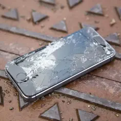 Czy lombard przyjmie uszkodzony telefon? Sprawdź, jak uzyskać pieniądze za popsuty sprzęt